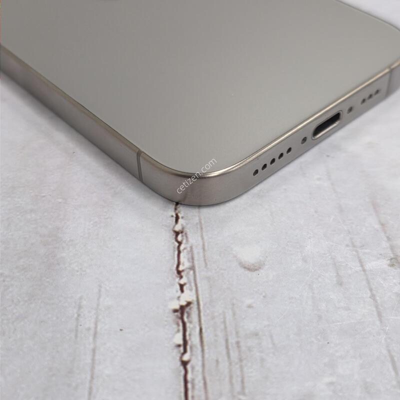 15���� 256GB