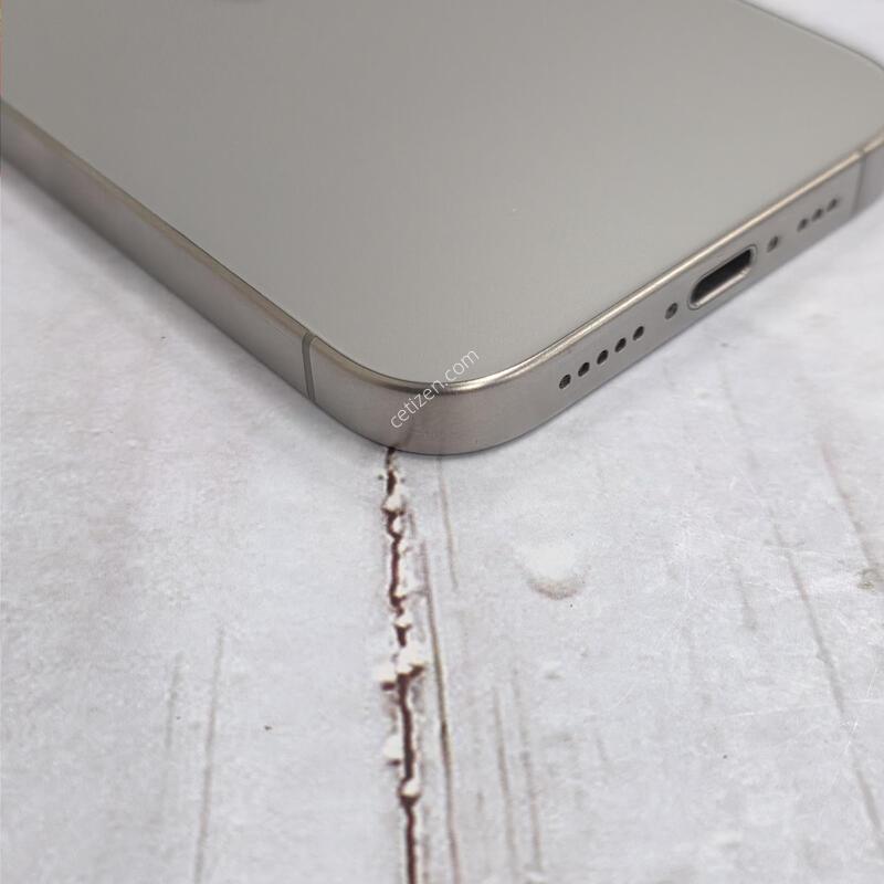 15���� 256GB