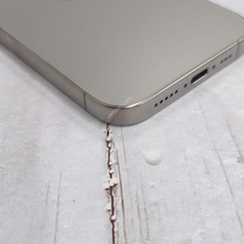 15���� 256GB