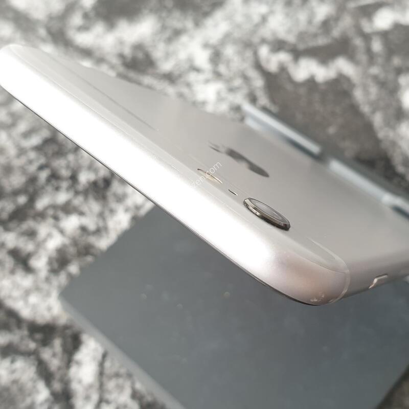 ������6S (A1688) �ǹ� 64�Ⱑ