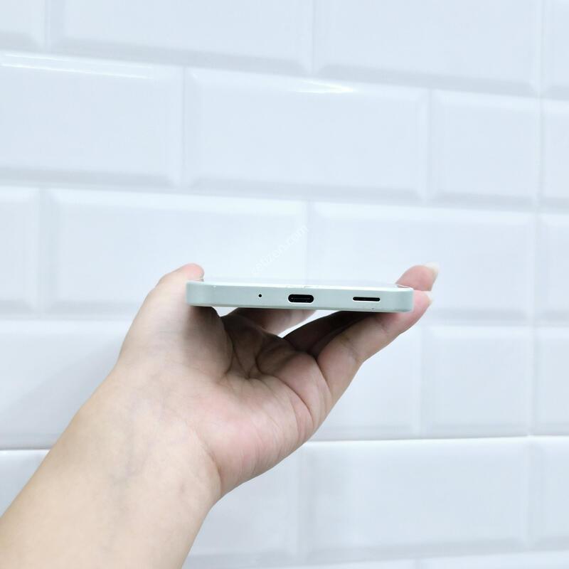������A16 �׸� 128GB