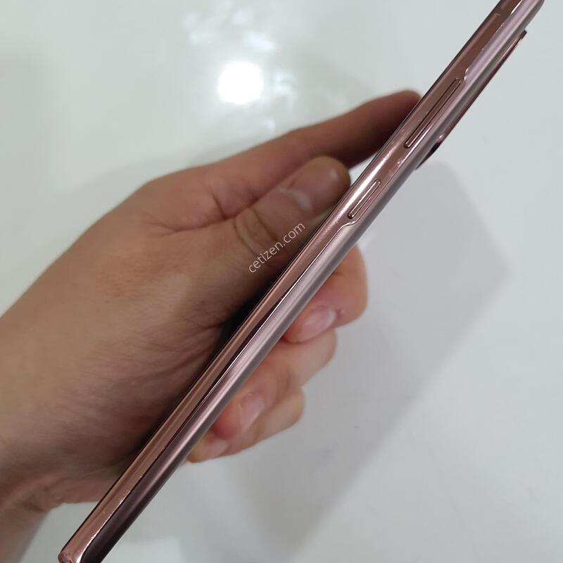 �����ó�Ʈ20 256G ���±� �߰��� �����