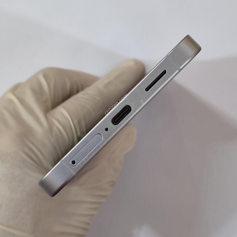 ������ S25 �÷��� 256GB ���̽����� 79467
