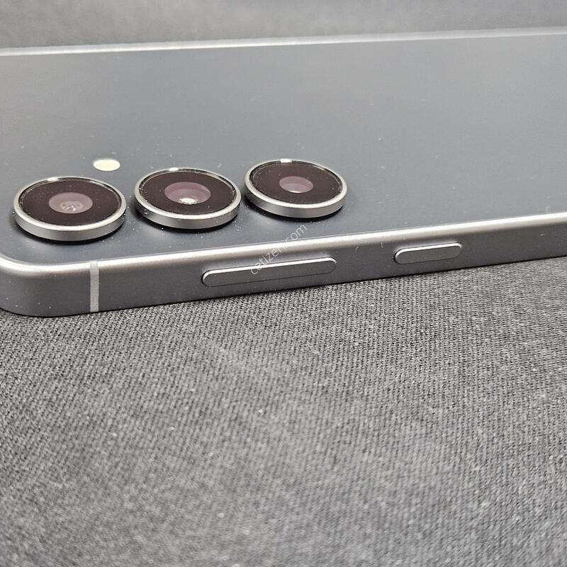 ������S25 FE 256GB �ڱ���