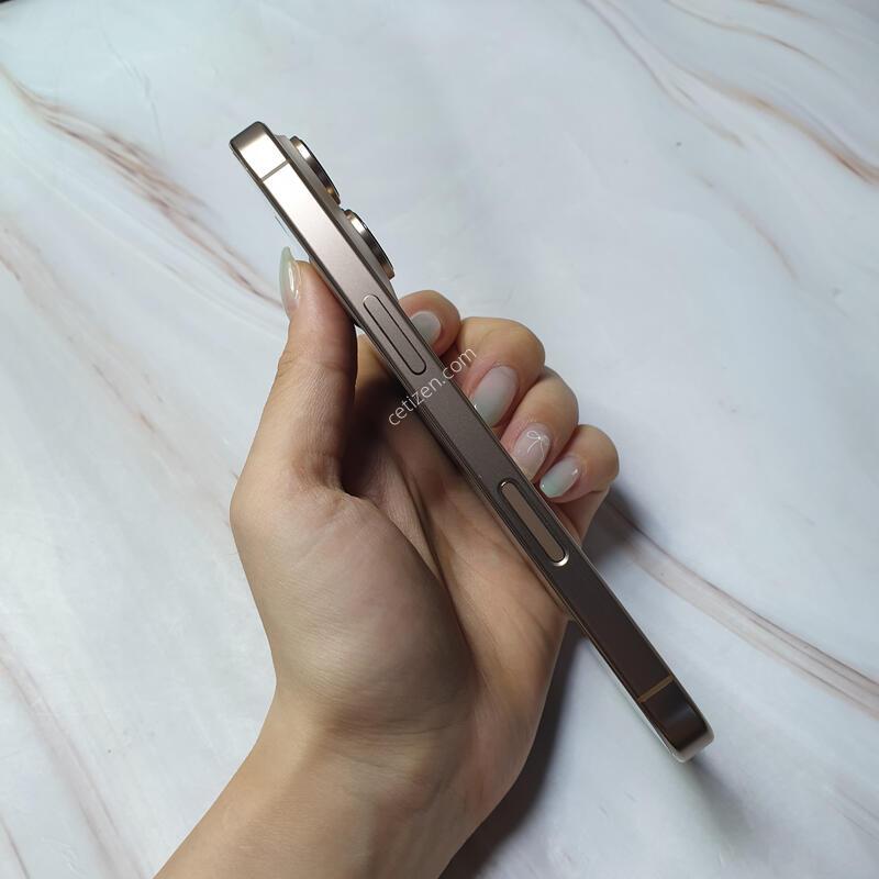 ������16���� ����ƮƼŸ�� 256G A�� ������ �Ǹ��մϴ�