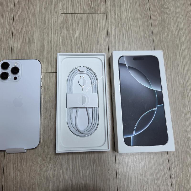 ������ 16 ���� �ƽ� 512G Ǯ�ڽ� (AppleCare+ 27�� 6�� �絵 ����)
