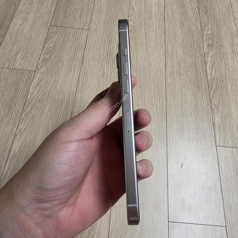 ������ 16 ���� �ƽ� 512G Ǯ�ڽ� (AppleCare+ 27�� 6�� �絵 ����)