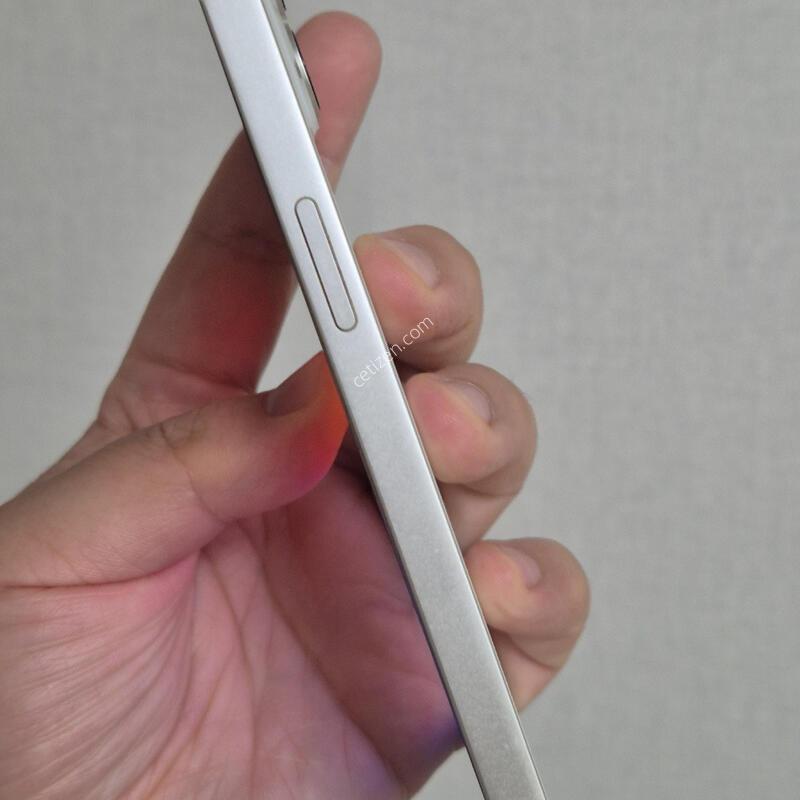 ������ 13 128G ȭ��Ʈ �����̷��־��