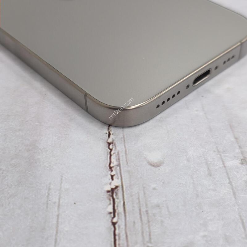 15���� 256GB