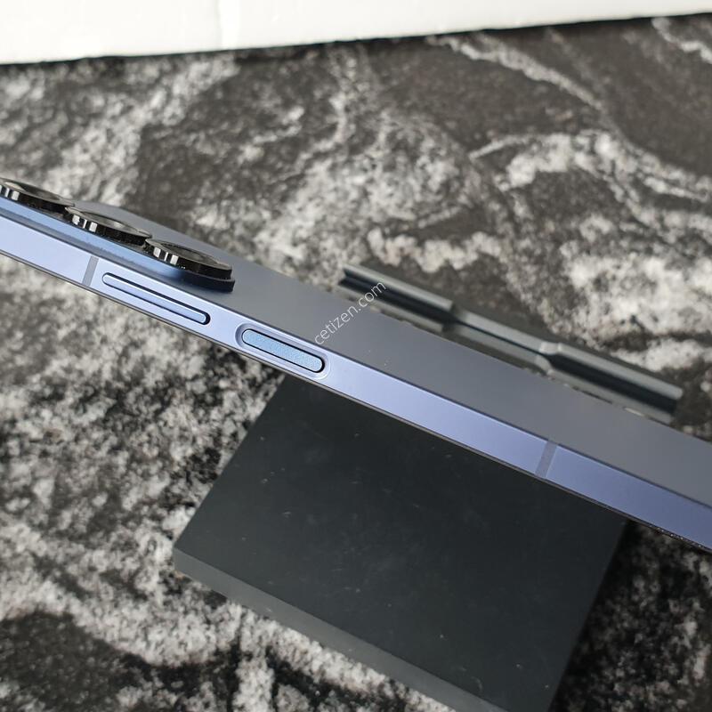 SK ������Z����6 (F956N) ���̺� 512�Ⱑ (0127909)