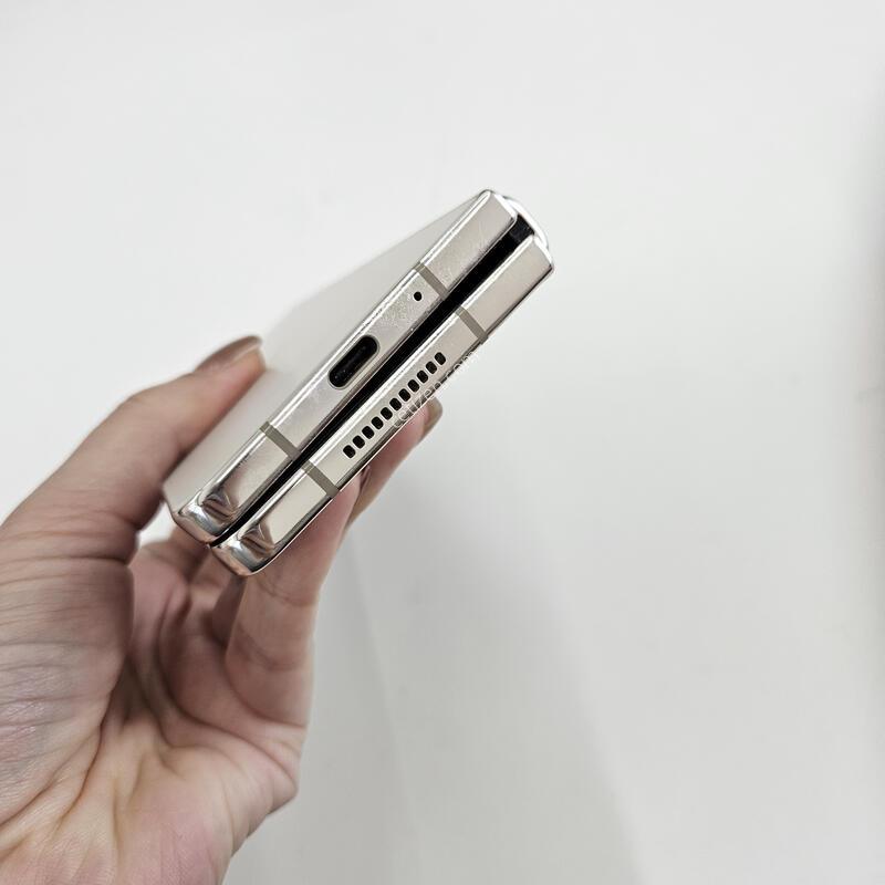 ����4 512G  �뷮Ů�ϴ�. / 38295