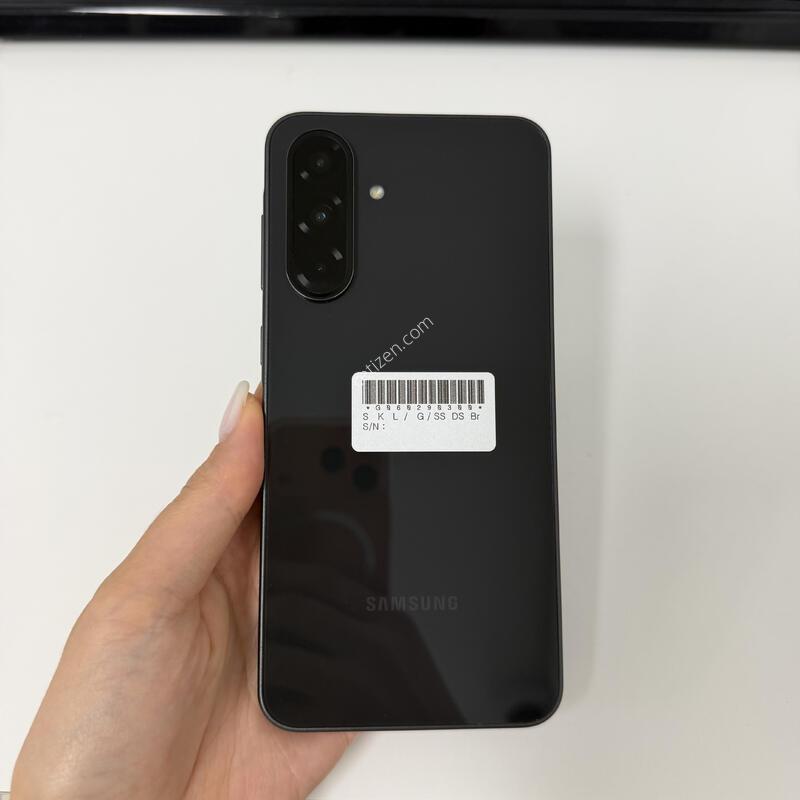 ������A36 ���� 128GB
