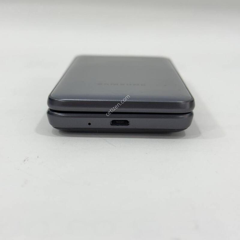 ����������2 �׷��� 32GB Y2272