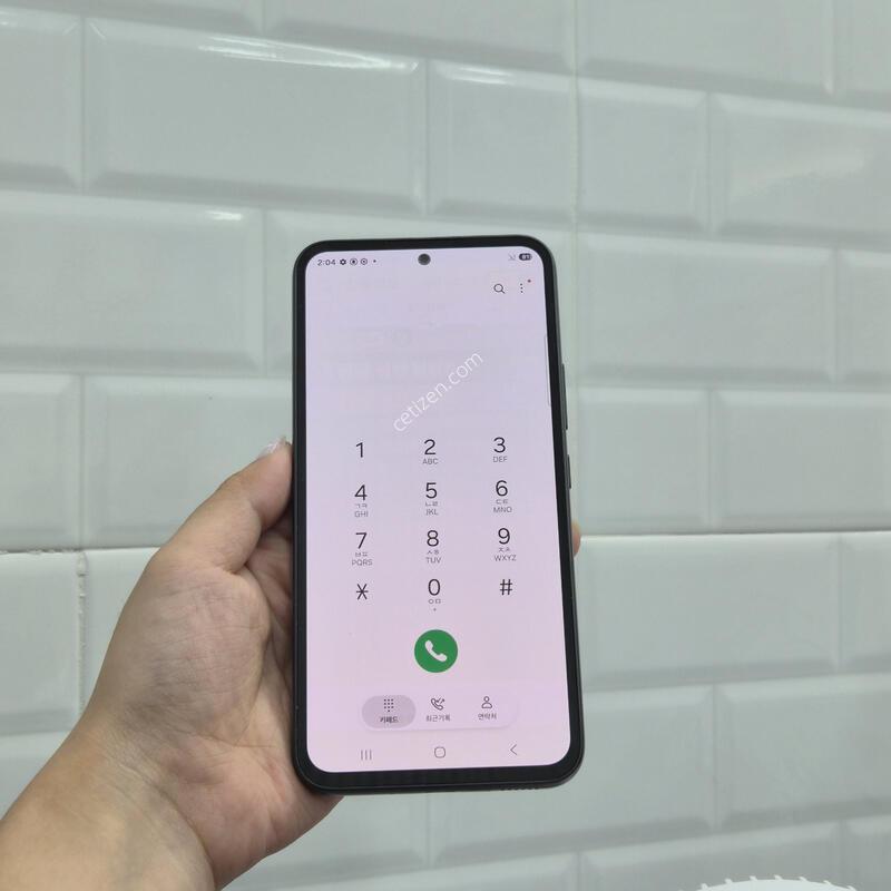 ����������4 ���� 128GB