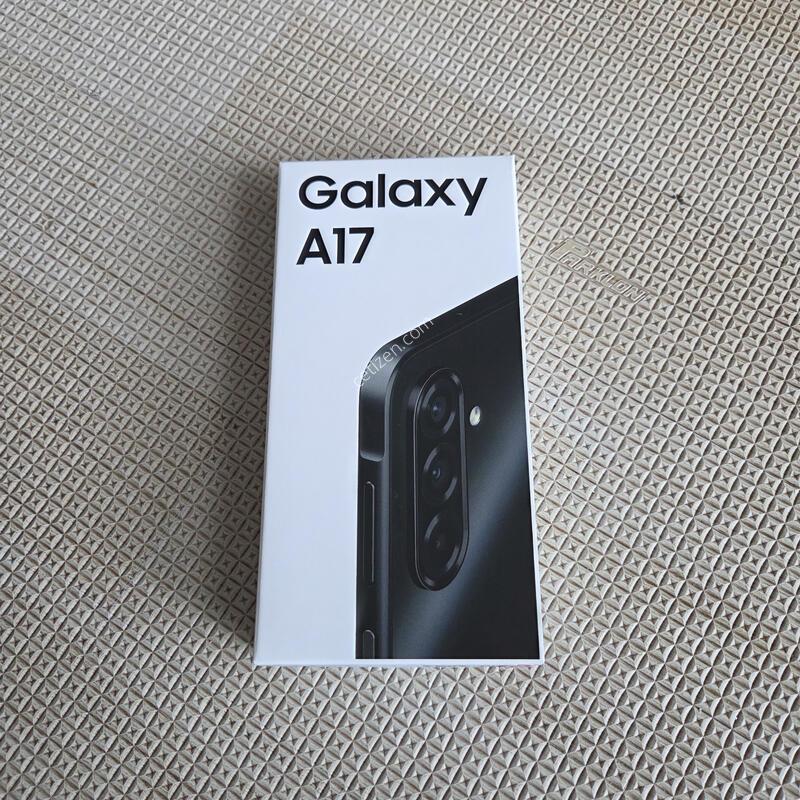�Ｚ ������ A17 128GB ������ Ǯ�ڽ�