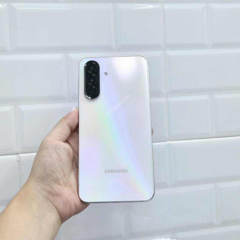 ������A36 ȭ��Ʈ 128GB