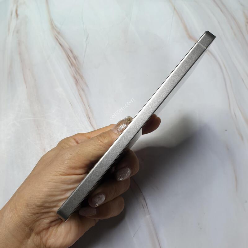 SK ������ S25��Ʈ�� ƼŸ������ 256G S�� �Ǹ��մϴ�