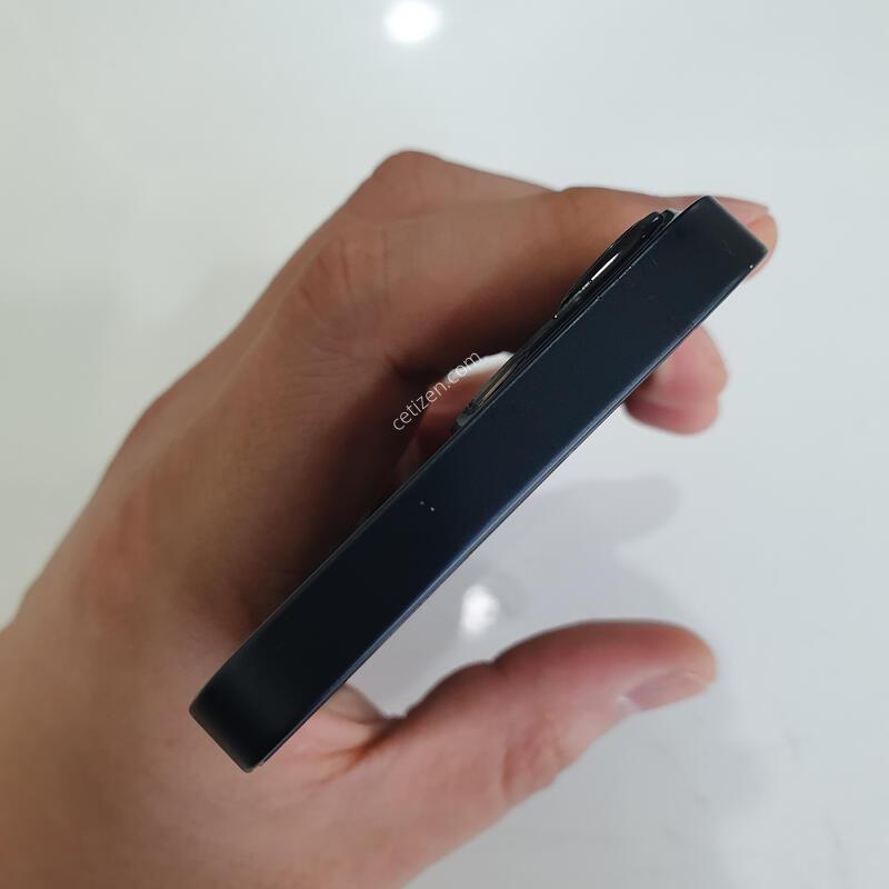 ������13�̴�128G ���ܻ� ���±� �߰��� �����