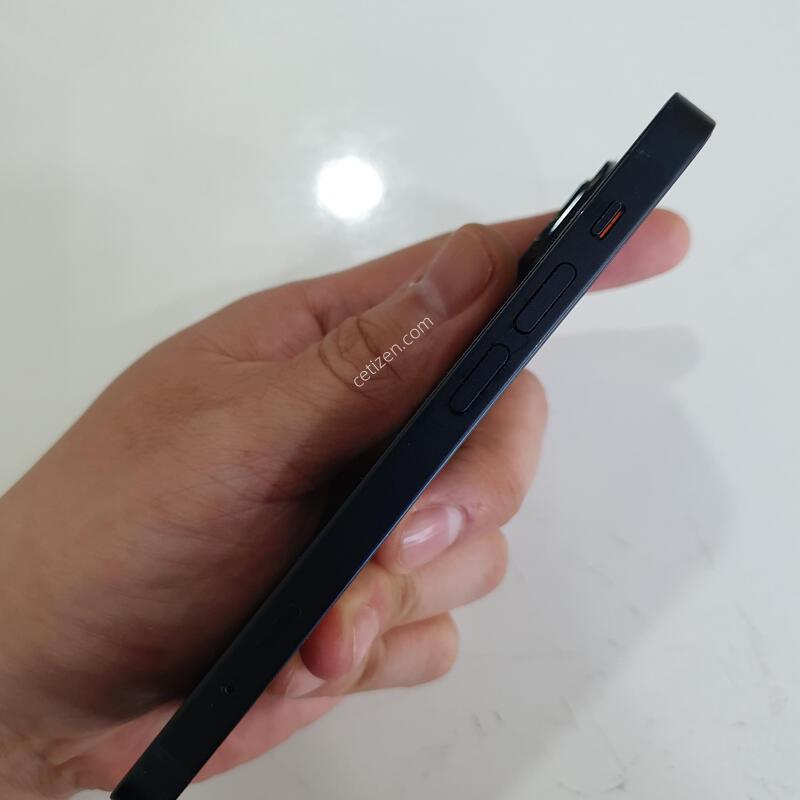 ������13�̴�128G ���ܻ� ���±� �߰��� �����