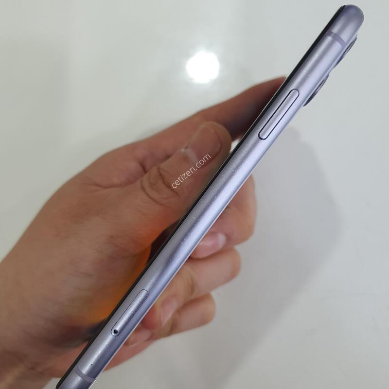 ������11 64G ���ܻ� ���±� �߰��� �����