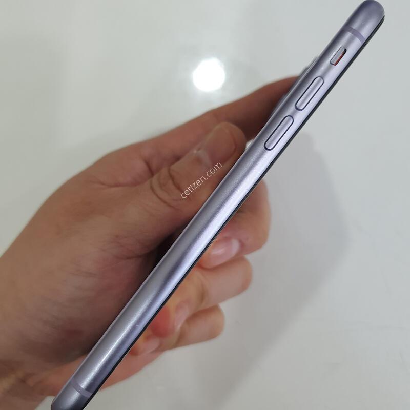 ������11 64G ���ܻ� ���±� �߰��� �����