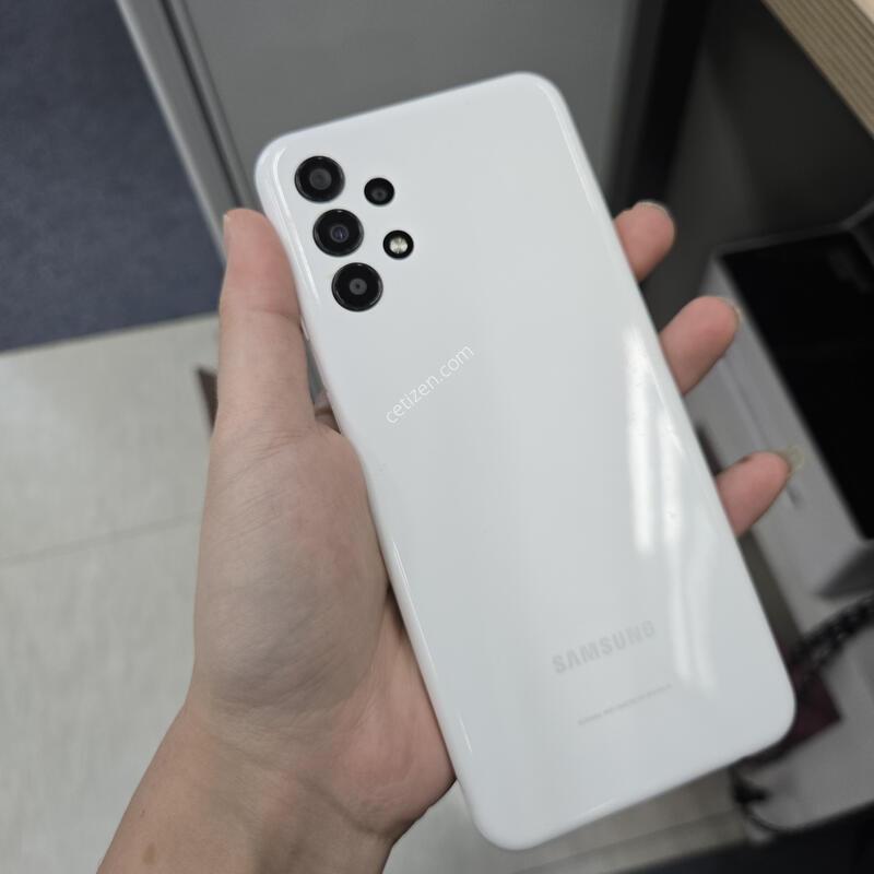 ������ A13 ȭ��Ʈ 64GB ���ܻ� ƯAA��