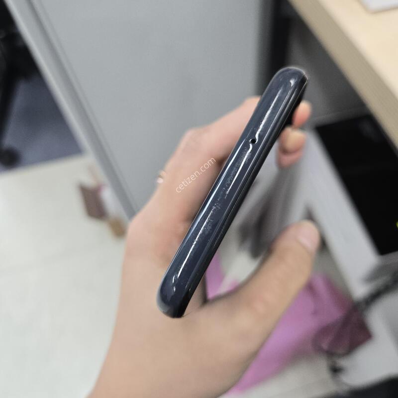 ������ A13 ȭ��Ʈ 64GB ���ܻ� ��������