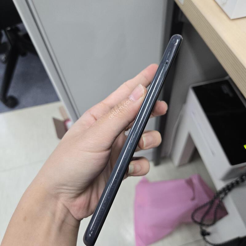 ������ A13 ȭ��Ʈ 64GB ���ܻ� ��������