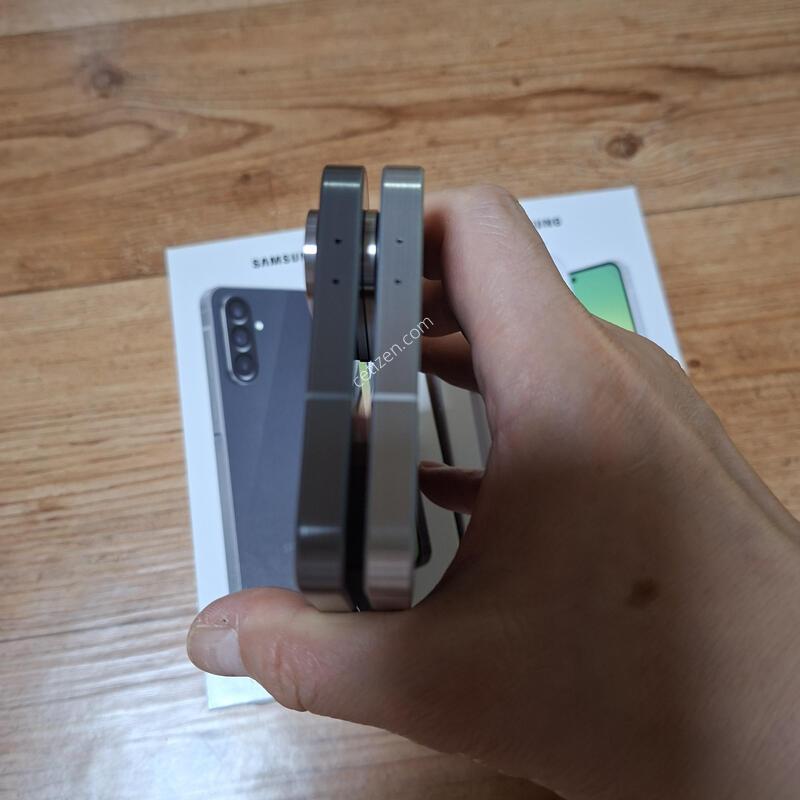 ����6 2�� �Ǹ��մϴ�.