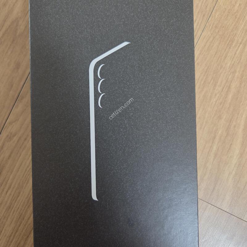 ������S25 FE