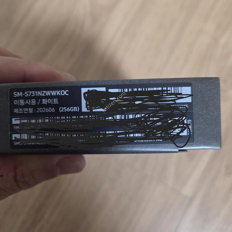 ������S25 FE