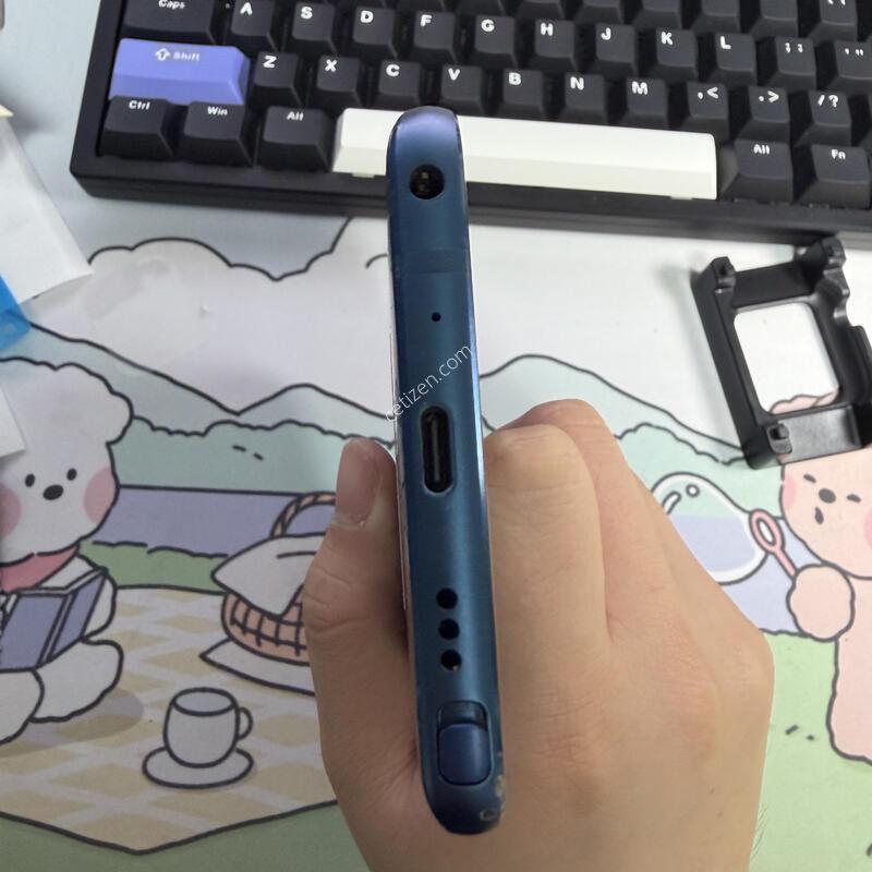 lg q8 2018