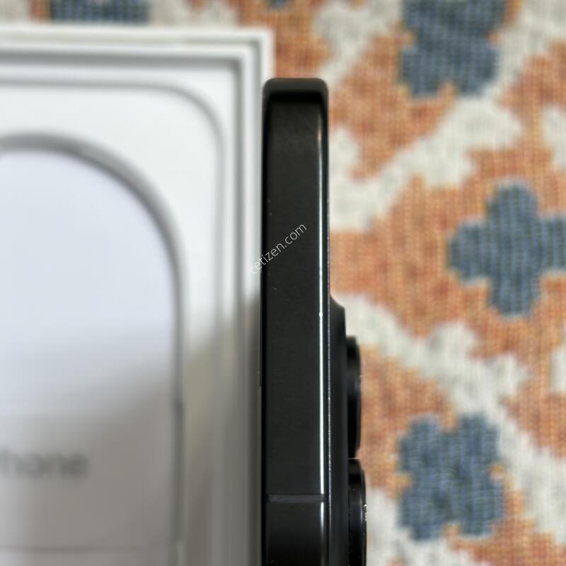 ������ 16���� 128GB ���� ƼŸ��