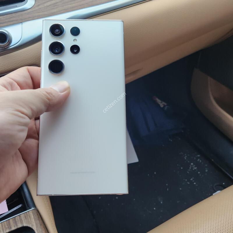 S23��Ʈ��256  ���� ��ü�� �̻���� �˴ϴ�