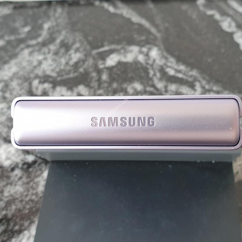 SK ������Z�ø�3 (F711N) ���� 256�Ⱑ (6433236)