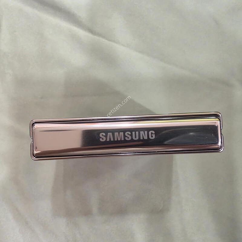 F731�ø�5 �ܻ���� ũ������ �������� A�� �ܸ��� �Դϴ�