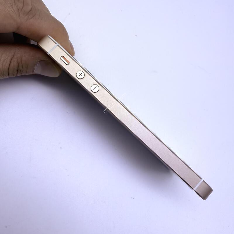 ������se1 ��� 64GB 84% �Ǹ�