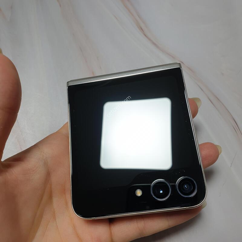 LG ������ Z�ø�5 5G ũ�� 512G A�� �Ǹ��մϴ�