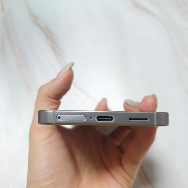 KT ������ S25 �ǹ� 256G A�� �Ǹ��մϴ�