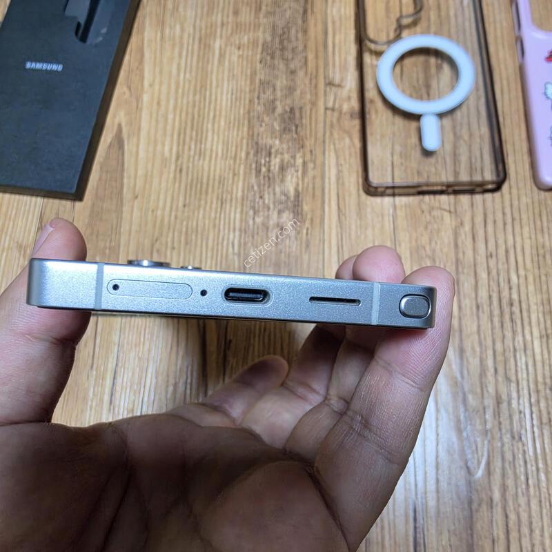 ������ S25��Ʈ�� 512GB �ڱ���