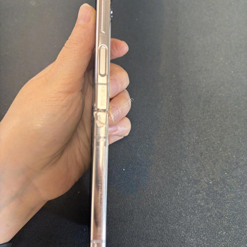 ������Z �ø�4  256G(��ũ���) �����մϴ�.