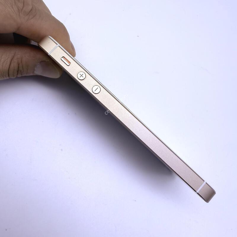 ������se1 ��� 64GB 84% �Ǹ�