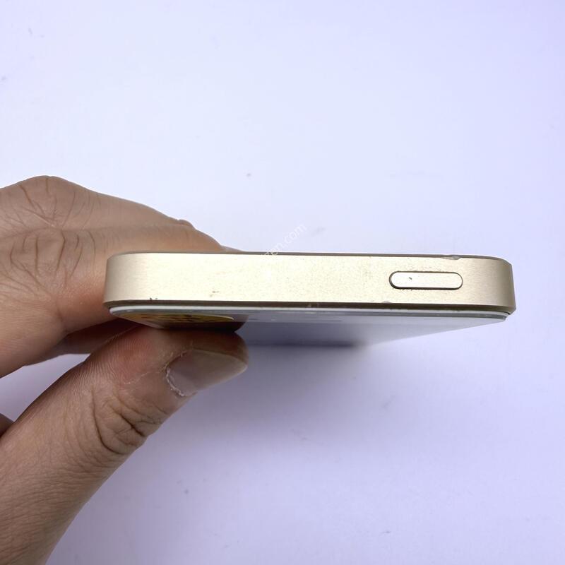 ������se1 ��� 64GB 84% �Ǹ�