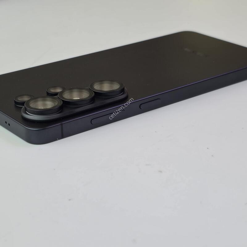 ������ S26��Ʈ�� ���� - 256G / SSS�� / Ȯ���⺯ ���� / ����ǰ 4�� �帲 /
