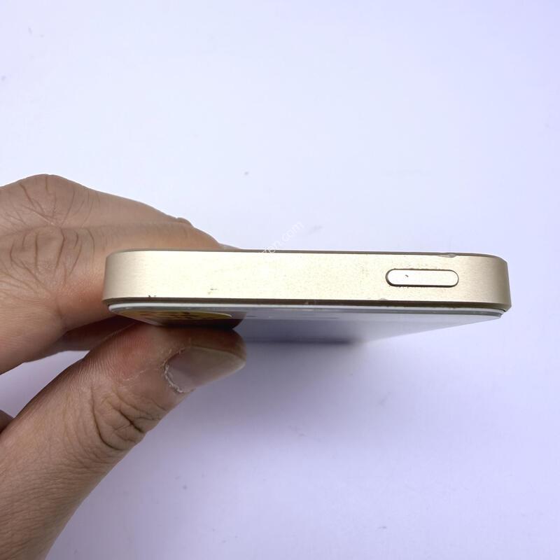 ������se1 ��� 64GB 84% �Ǹ�