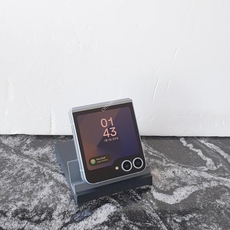 SK ������Z�ø�6 (F741N) ���� 256�Ⱑ (0257220)