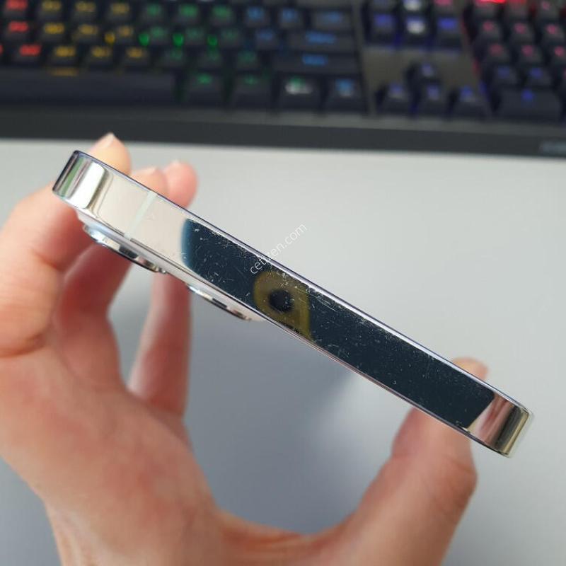 ������12 ���� �ƽ� / 256GB / ȭ��Ʈ / ���͸� �缳 ����