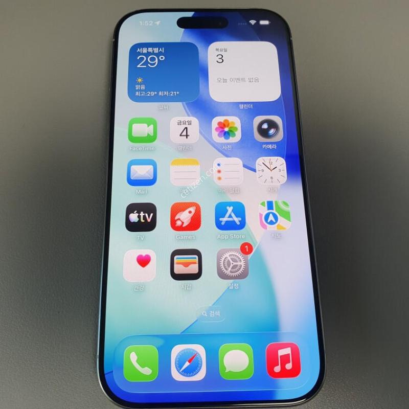 ������16 ���� / 256GB / ȭ��Ʈ / ���͸����� 95%