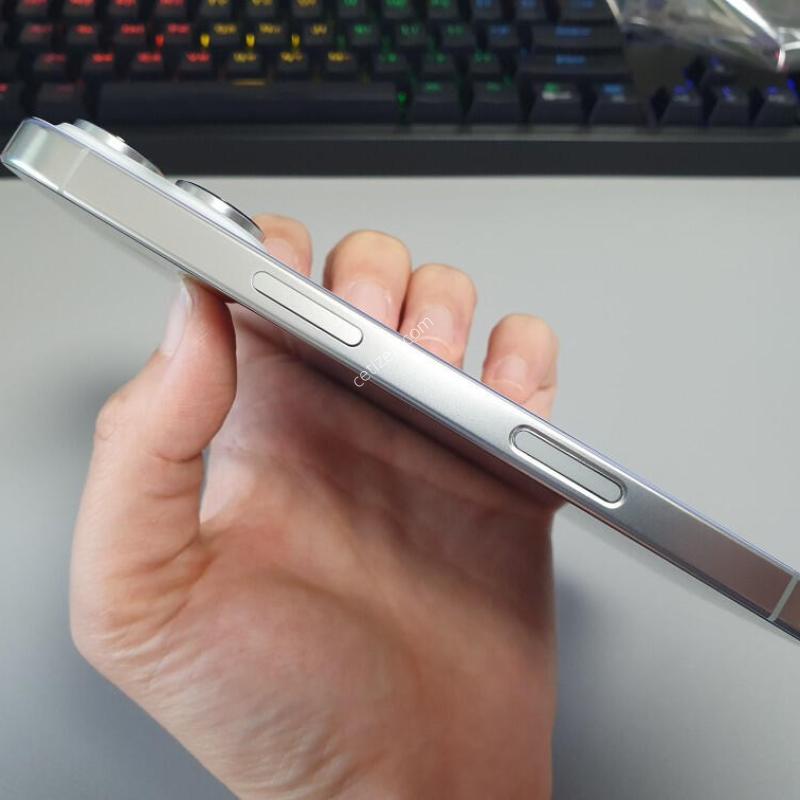 ������16 ���� / 256GB / ȭ��Ʈ / ���͸����� 95%