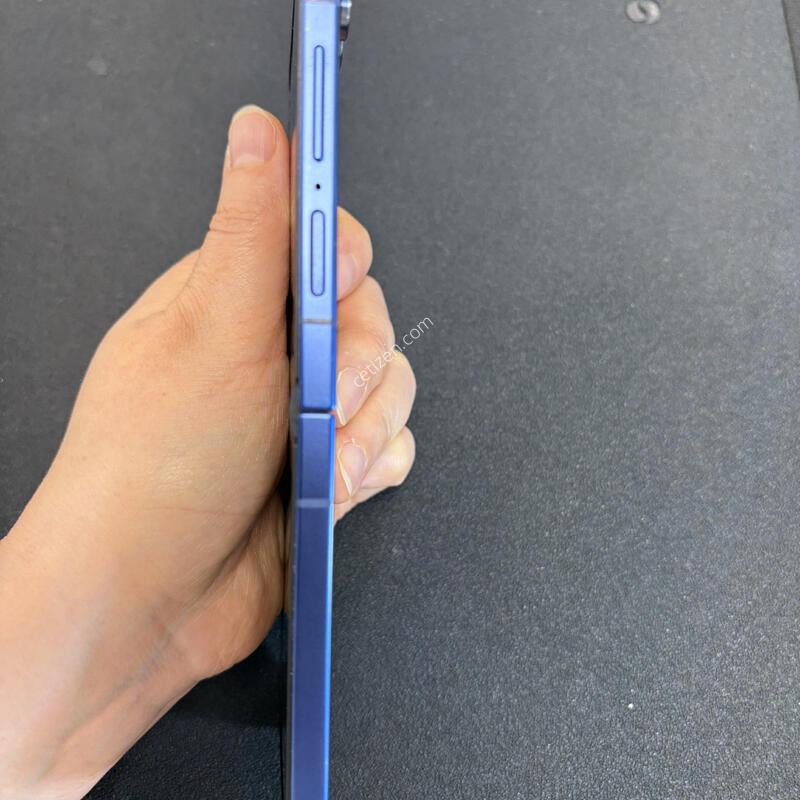 �ø�7  512G(����)  �Ǹ��մϴ�.